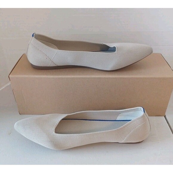 Rothy's The Point Flats 8.5 Ecru Ivory Cream Slip On Comfort Shoes JS6011 - Picture 1 of 10